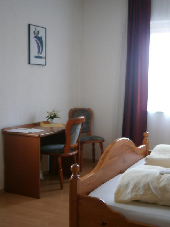 Hotel Strauss Waldbronn Bilik gambar