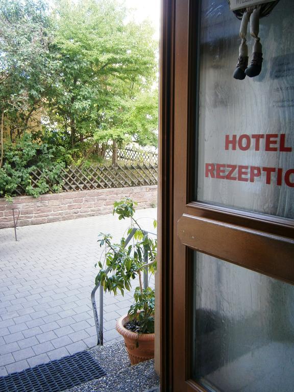 Hotel Strauss Waldbronn Luaran gambar