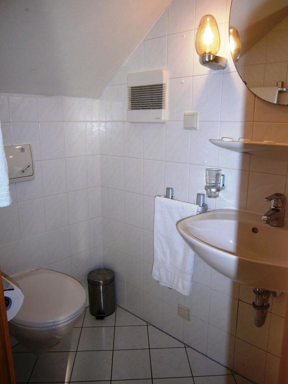 Hotel Strauss Waldbronn Bilik gambar