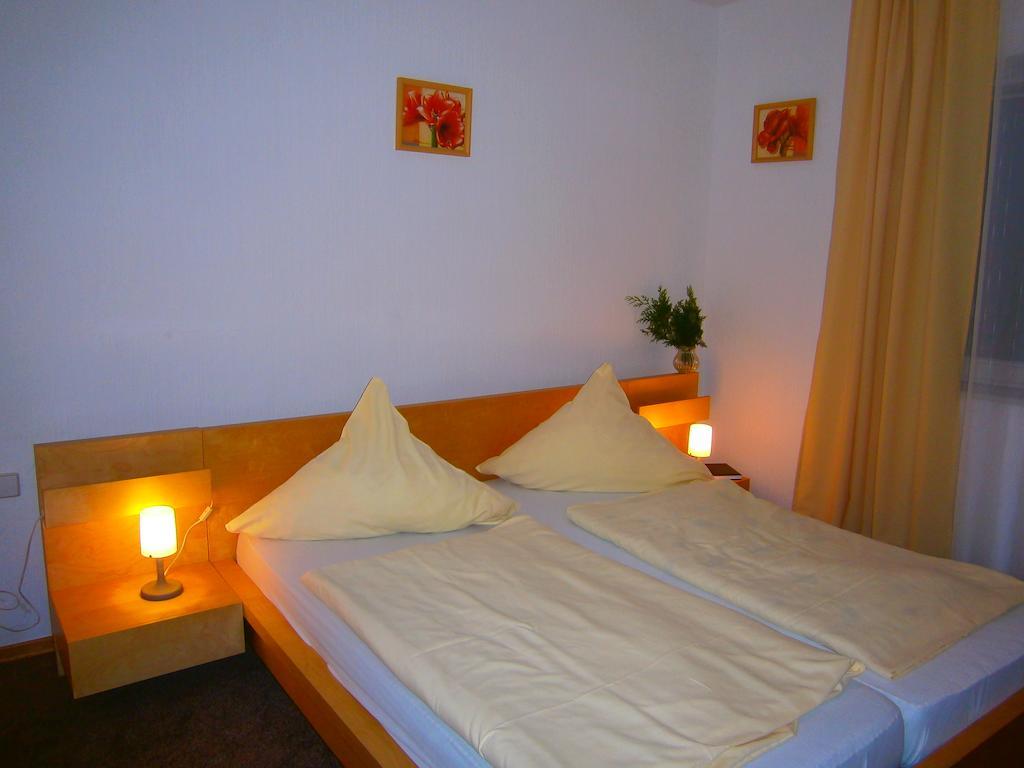 Hotel Strauss Waldbronn Bilik gambar