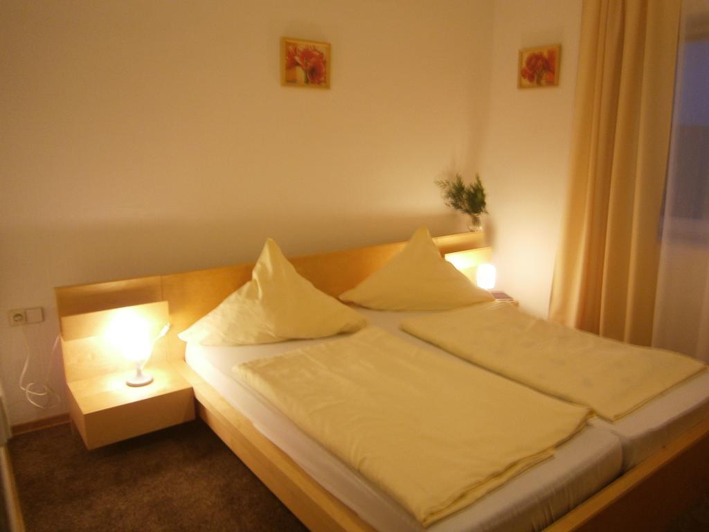 Hotel Strauss Waldbronn Bilik gambar